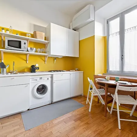 Joivy Bright And Cozy Studio For 2 In Porta Genova Milan