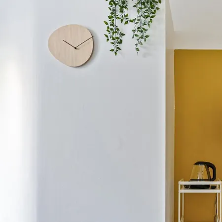 Apartment Joivy Bright And Cozy Studio For 2 In Porta Genova *